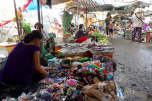 Auf dem Markt in Cai Be im Mekong-Delta., Vietnam